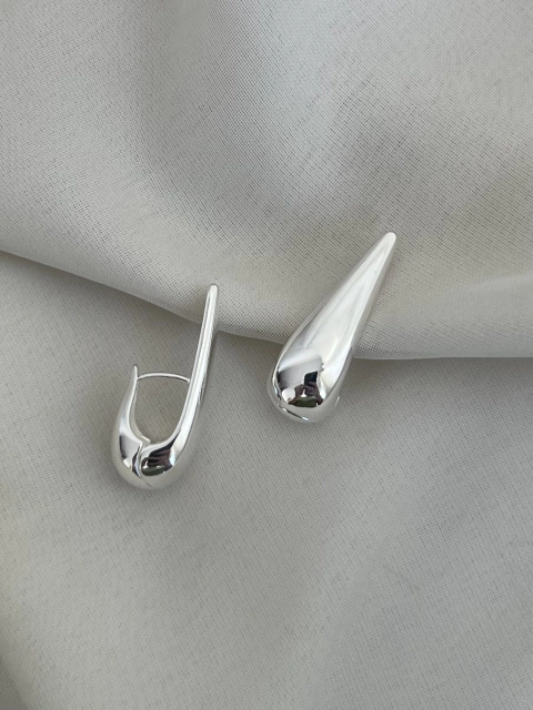 Argola Lia Gota Lisa na internet