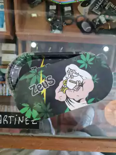 BANDEJA ZEUS CON TAPA IMANTADA