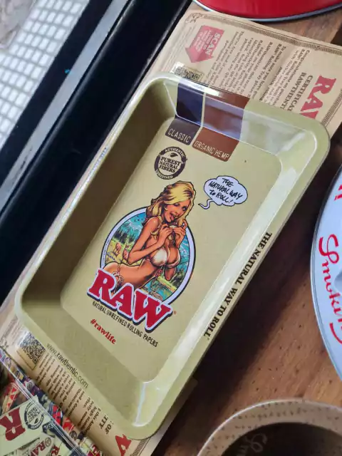 BANDEJA MINI RAW GIRL