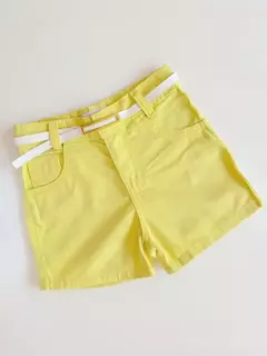 Short Jeans Infantil Juvenil Amarelo com Cinto 21 - comprar online