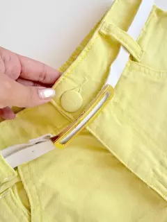 Short Jeans Infantil Juvenil Amarelo com Cinto 21 na internet