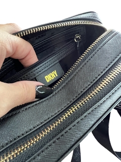 Bolsa Crossbody DKNY- preto - Desapegy