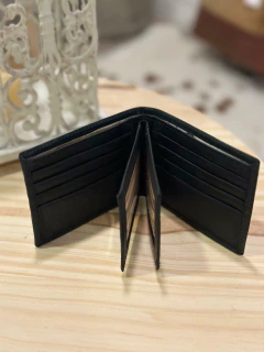 BILLETERA DE HOMBRE NEGRA - comprar online