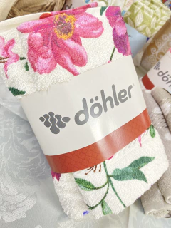 Kit Toalha de Banho Felpuda Estamapada + Toalha de Rosto Felpuda Estampada