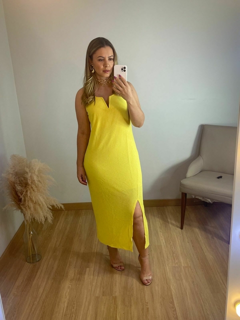 VESTIDO CANELADO ISA