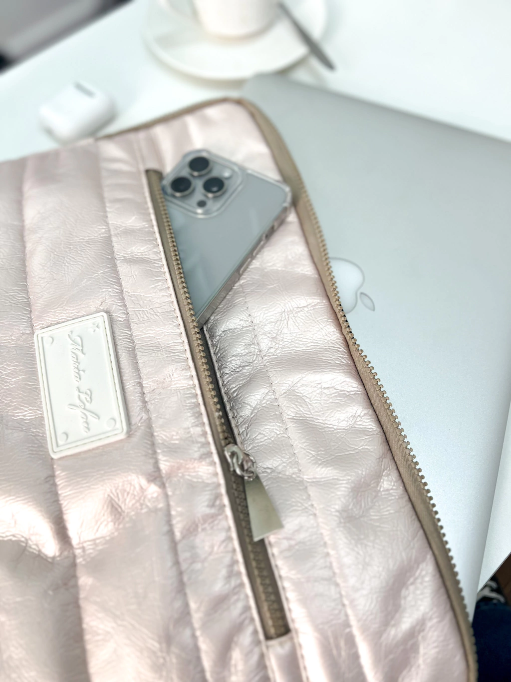 Portanotebook puffer rosa