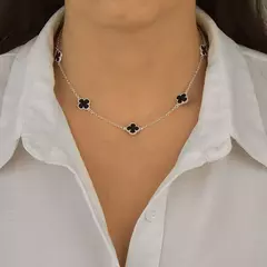 Colar 7 Trevos Preto Resinado 40cm na internet