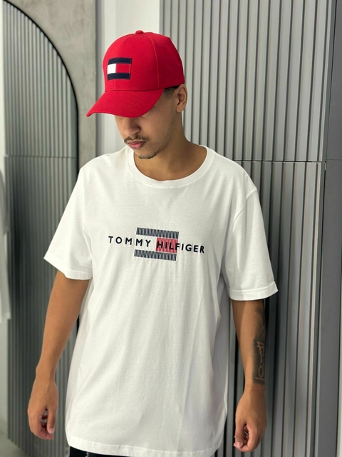 Camiseta Tommy Hilfiger branca 00327400