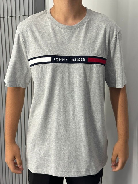 CAMISETA TOMMY HILFIGER CINZA T45973