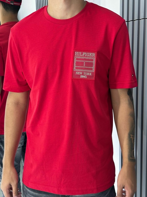 Camiseta Tommy Hilfiger vermelha 00341660