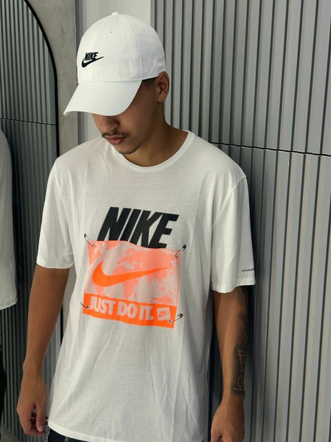 Camiseta Nike DRI-FIT Branco-HJ4158121