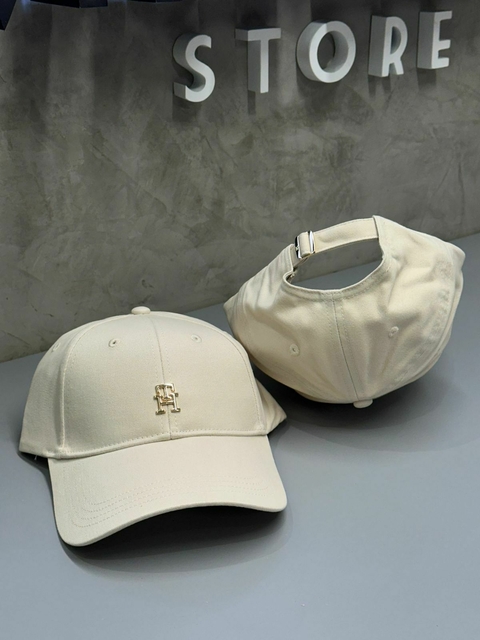 Boné Tommy Hilfiger Bege-THAWOAW17631