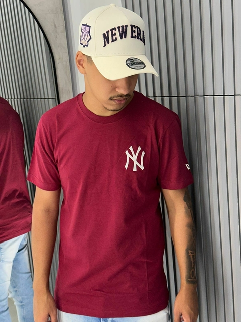 Camiseta new era Vinho-MBI25TSH053