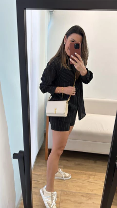 Conjunto Claudia na internet