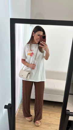 Calça de Renda Erica na internet