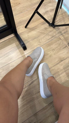 Tênis Slip on Tecido Gante Santa Lolla na internet