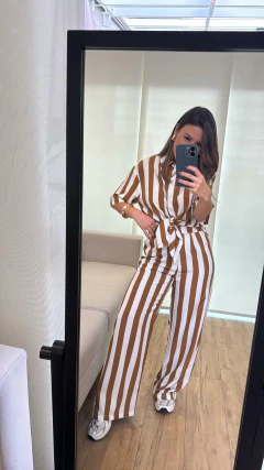 Conjunto Evelyn na internet