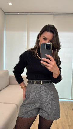 Shorts Jeniffer na internet