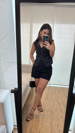 Shotrs Molly na internet