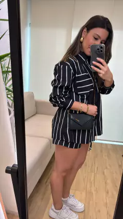 Conjunto Nicky na internet