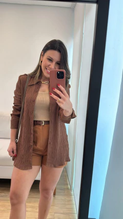 Camisa Angela na internet