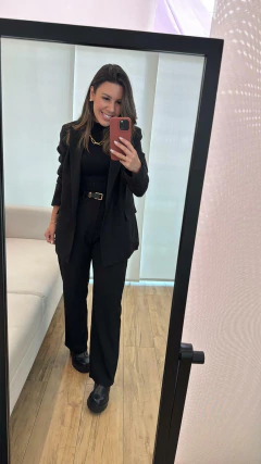 Blazer Nayra na internet