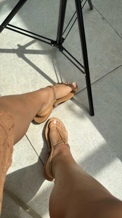 Rasteira Napa Soft Palha Santa Lolla - Compose Looks