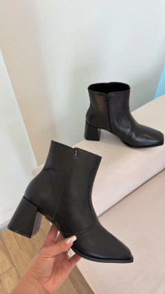 Bota Couro Nobre Soft Santa Lolla - comprar online