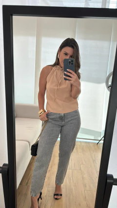 Regata Scarlet - Compose Looks