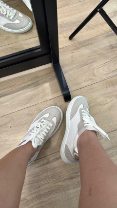 Tênis Sanzio Linho Santa Lolla na internet