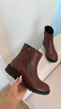 Bota Couro Confort Santa Lolla - comprar online