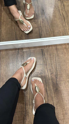 Rasteira Napa Soft Santa Lolla na internet