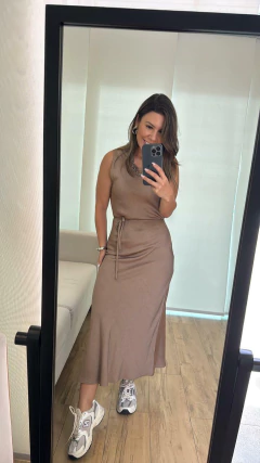 Vestido Raissa na internet