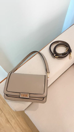 Bolsa P Material Soft Santa Lolla na internet