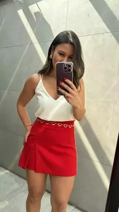 Shorts Saia Larissa na internet