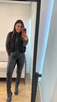 Calça Resinada Nayara - comprar online