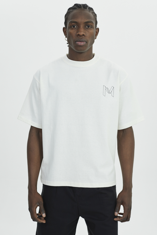 Remera Minimalist Off White thumbnail 2