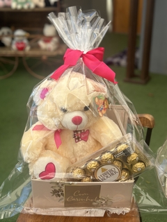 Urso com Ferrero Rocher
