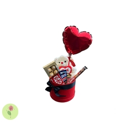 Caixa Box com Balão de Coração, urso e chocolates