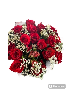 Buquê com 12 Rosas Colombianas