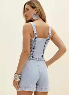 Short Feminino Alfaiataria Com Cinto Strass - DIMY na internet