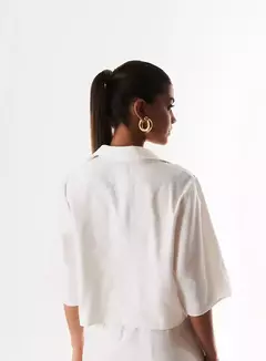 Camisa Linho Com Bordado - OPEN - comprar online