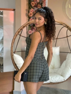 Blusa Linho Xadrez - ISY na internet