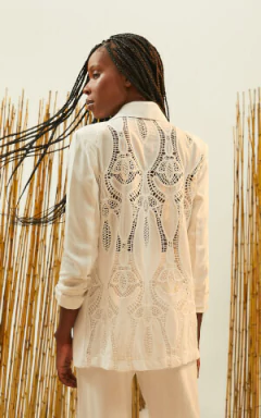 Blazer Gola Smoking Com Linho E Bordado - ISY - comprar online