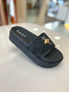 Slide Tela Com Monograma - LANÇA PERFUME EASY - comprar online