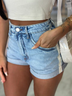 Short Jeans Comfort Super High - LANÇA PERFUME EASY na internet