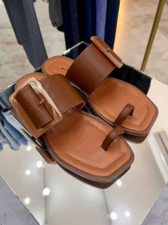 Rasteira Flats Fivela - MY FAVORITE THINGS na internet