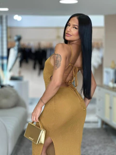 Vestido Com Aplicações - OPEN na internet