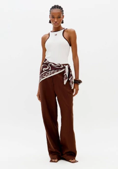 Regata Canelada Com Bordado - LANÇA PERFUME