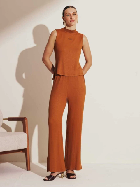 Calça Feminina Reta Solta - DIMY